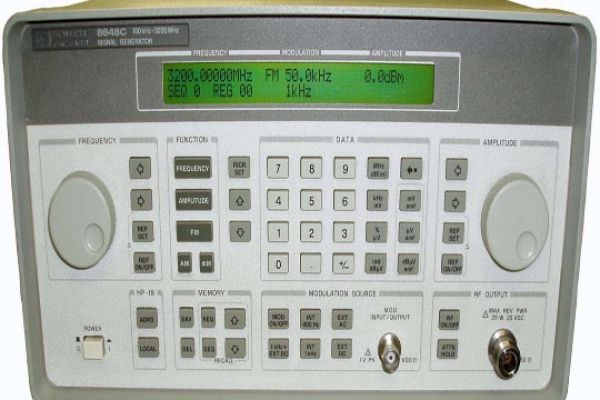 ݂HP8648C̖l
